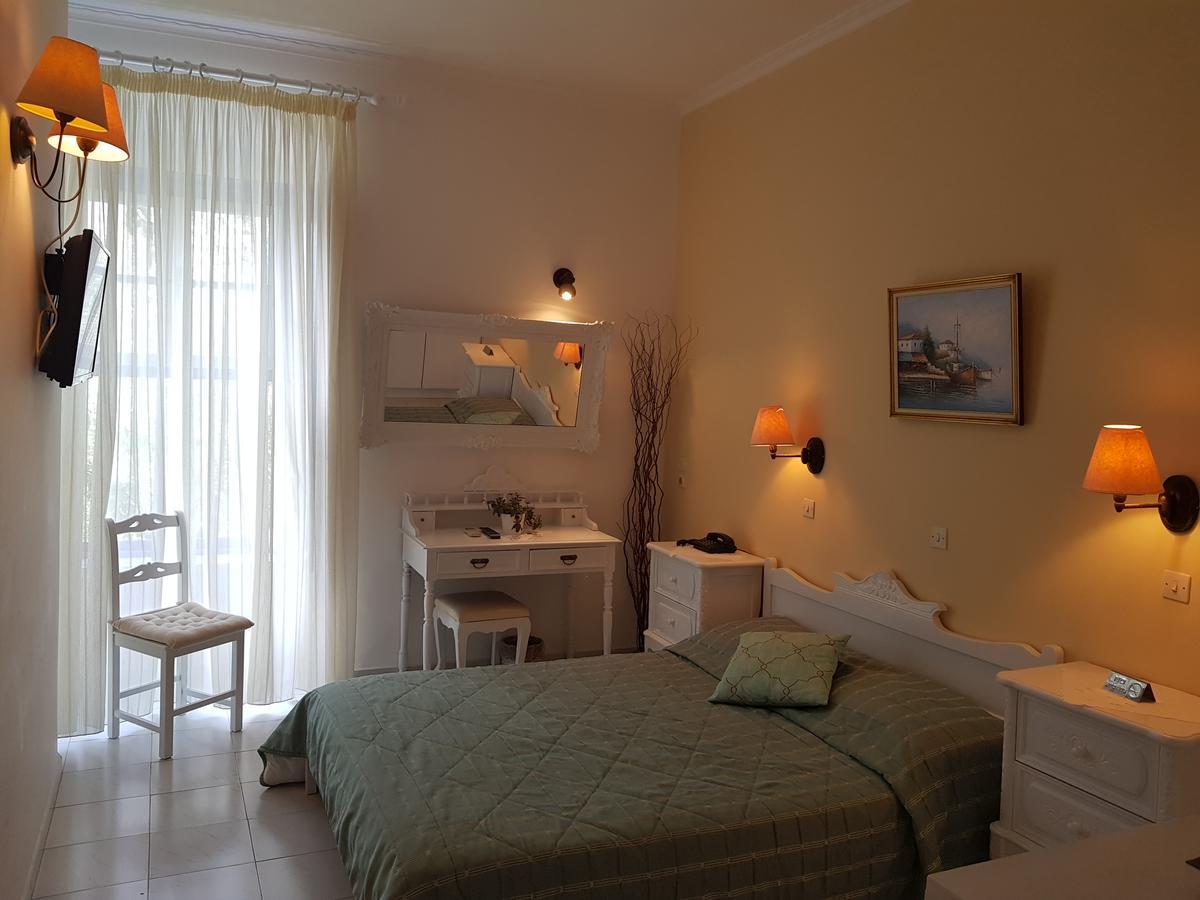 Ippokampos Hotel Хидра Екстериор снимка