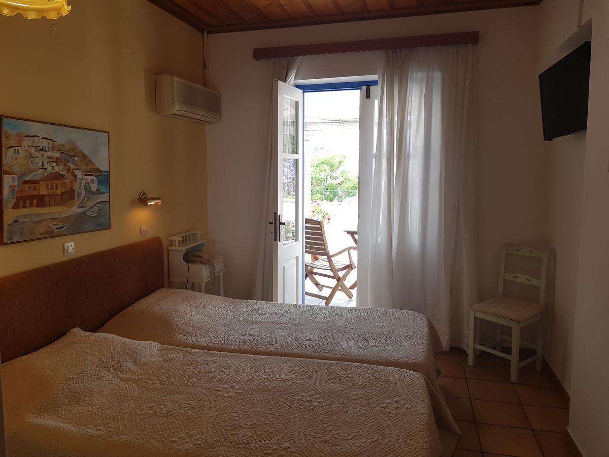 Ippokampos Hotel Хидра Екстериор снимка